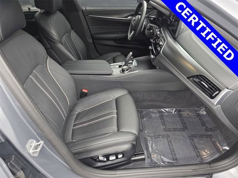 Certified 2023 BMW M550i xDrive w/ Executive Package image 30