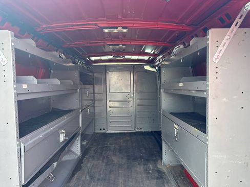 Used 2019 Chevrolet Express 2500 w/ Driver Convenience Package image 33