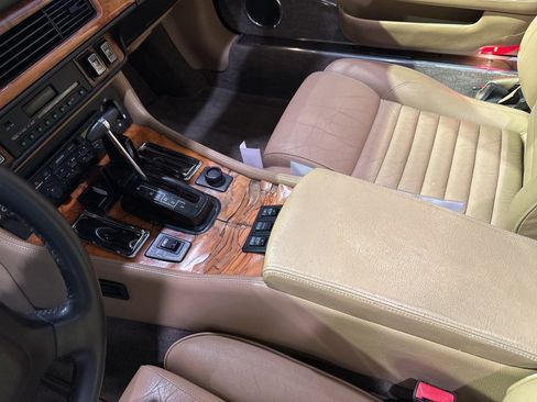 Used 1990 Jaguar XJS V12 Convertible image 13