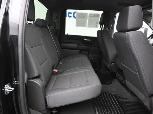 Used 2025 Chevrolet Silverado 2500 Custom w/ Custom Value Package image 9