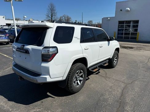 Used 2021 Toyota 4Runner TRD Off-Road Premium w/ Moonroof Package image 3