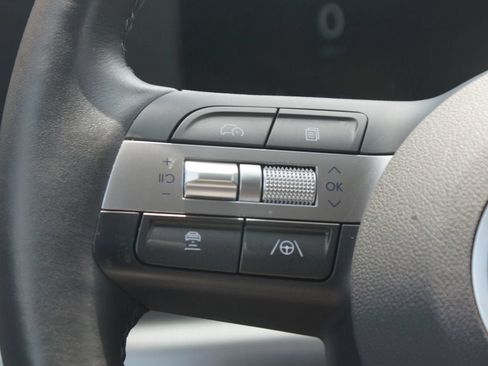 Used 2026 Hyundai Kona Limited FWD image 11
