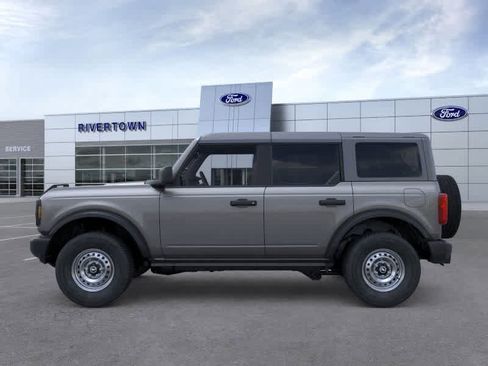 New 2025 Ford Bronco 4-Door image 3