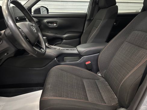 Used 2024 Honda HR-V Sport image 8