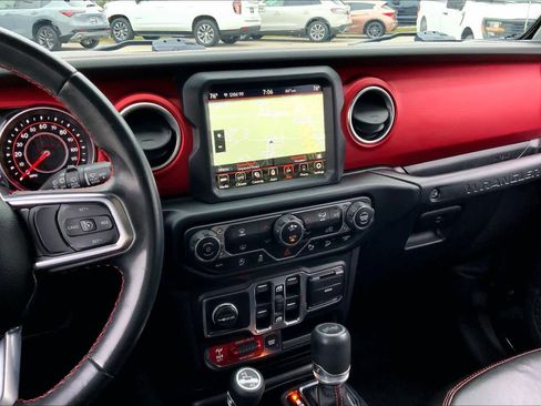 Used 2020 Jeep Wrangler Unlimited Rubicon AWD/4WD image 7