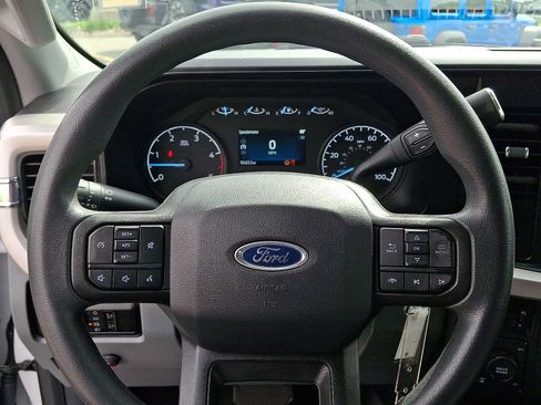 Used 2023 Ford F250 XL w/ STX Appearance Package AWD/4WD image 19
