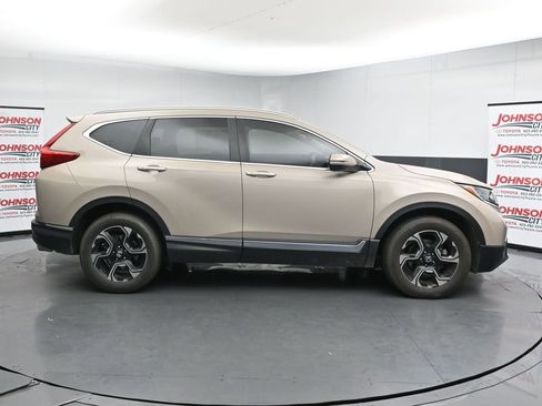 Used 2019 Honda CR-V Touring image 9