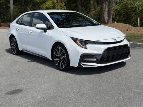 Used 2021 Toyota Corolla SE FWD image 33