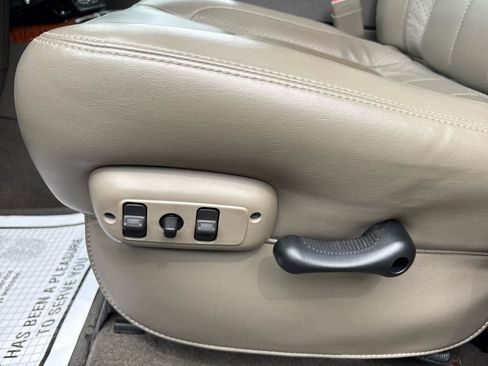 Used 2006 Dodge Ram 2500 Truck Laramie RWD image 28