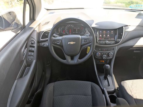 Used 2020 Chevrolet Trax LS w/ Tint and Cruise Package FWD image 17