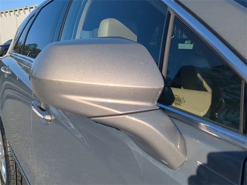 Used 2019 Cadillac XT5 Platinum image 13