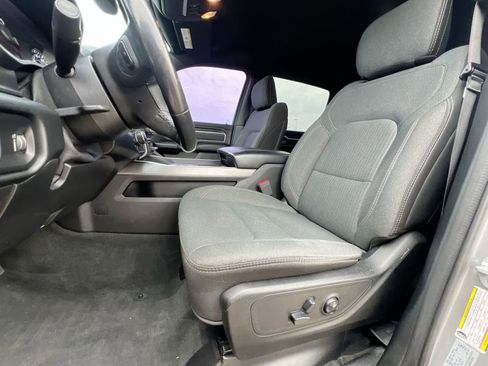 Used 2020 RAM 1500 Big Horn AWD/4WD image 16