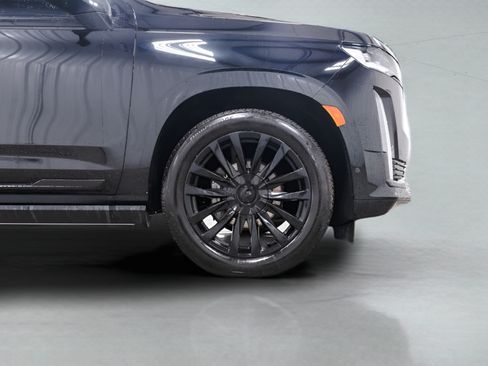 Used 2022 Cadillac Escalade Premium Luxury w/ Touring Package AWD/4WD image 7