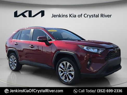 Used 2021 Toyota RAV4 XLE Premium FWD image 2