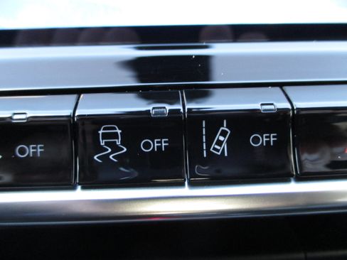 Used 2024 Jeep Compass Limited image 20