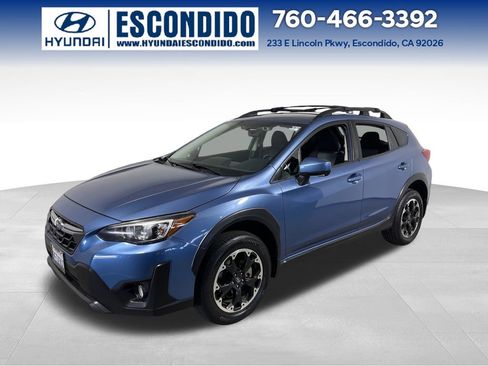 Used 2021 Subaru Crosstrek 2.0i Premium w/ Moonroof Package AWD/4WD image 1