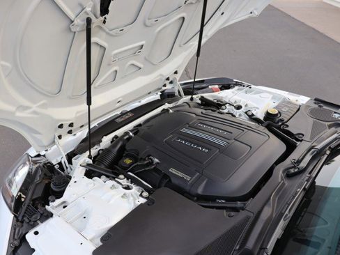 Used 2014 Jaguar F-TYPE S image 47