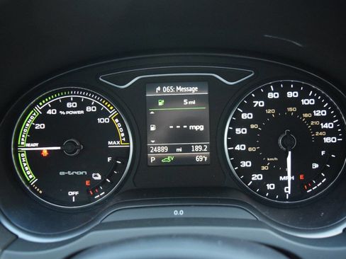 Used 2016 Audi A3 e-tron Premium image 69