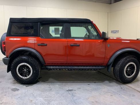 Certified 2023 Ford Bronco 4-Door w/ Sasquatch Package AWD/4WD image 2
