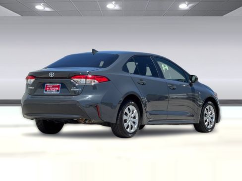 Used 2023 Toyota Corolla LE FWD image 8