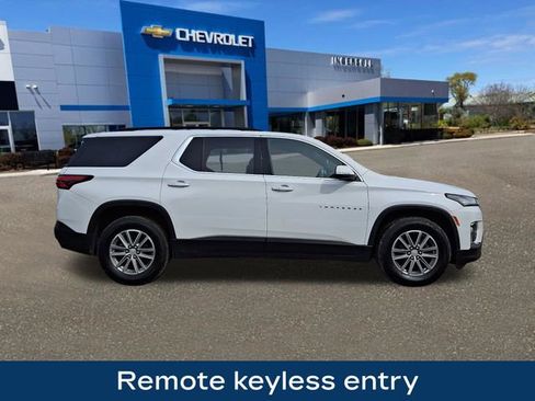 Used 2023 Chevrolet Traverse LT image 10
