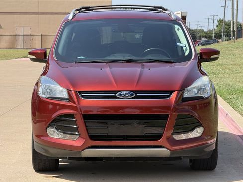 Used 2015 Ford Escape Titanium FWD image 8