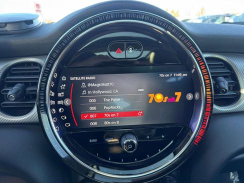 Used 2024 MINI Cooper SE image 22