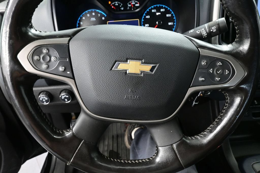 Used 2020 Chevrolet Colorado Z71 w/ Z71 Midnight Edition AWD/4WD image 36