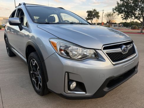 Used 2016 Subaru Crosstrek 2.0i Limited AWD/4WD image 1