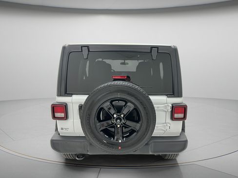 Used 2023 Jeep Wrangler Unlimited Sport AWD/4WD image 5
