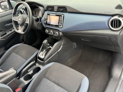 Used 2023 Nissan Versa SV image 21