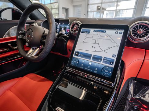 Certified 2025 Mercedes-Benz AMG GT 63 image 18