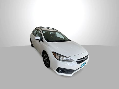 Used 2023 Subaru Impreza 2.0i Premium AWD/4WD image 2
