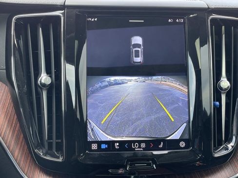 Used 2023 Volvo XC60 B5 Ultimate w/ Climate Package image 27