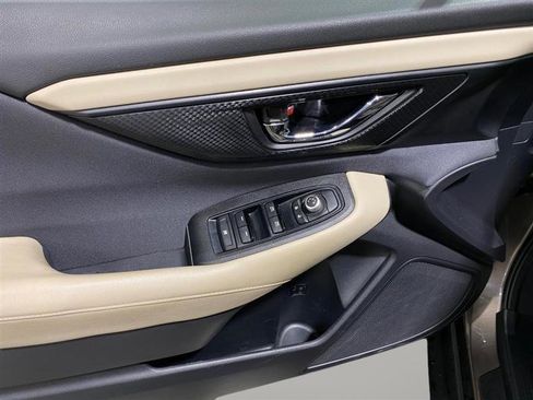 Used 2021 Subaru Outback Premium image 8