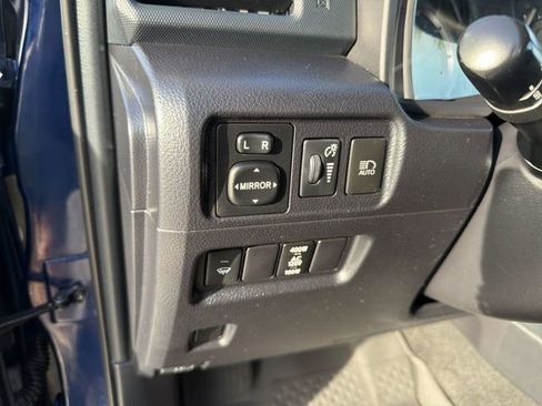 Used 2020 Toyota 4Runner TRD Off-Road Premium image 11