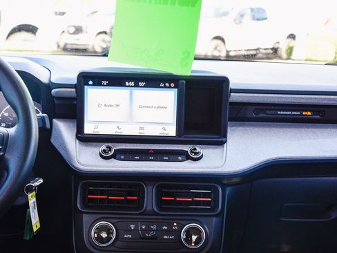 Used 2024 Ford Maverick XLT image 13