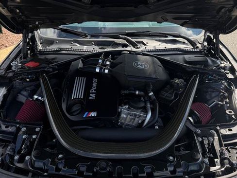 Used 2015 BMW M4 Convertible RWD image 27