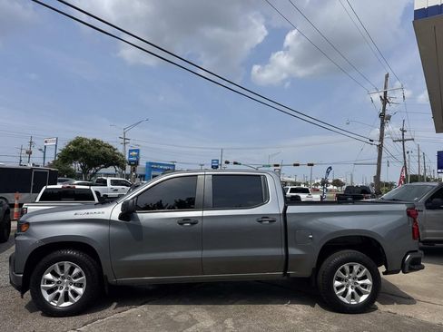 Used 2021 Chevrolet Silverado 1500 Custom w/ LPO, Dark Essentials Package RWD image 4