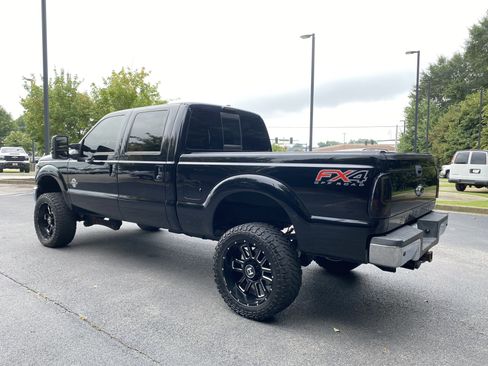 Used 2016 Ford F250 Lariat w/ Lariat Ultimate Package AWD/4WD image 7