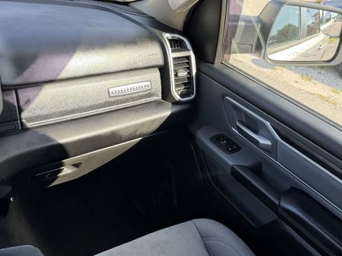 Used 2020 RAM 1500 Big Horn RWD image 17