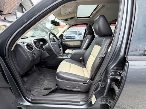 Used 2010 Ford Explorer Eddie Bauer image 11