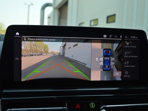 Used 2023 BMW 840i Gran Coupe w/ Comfort Seating Package image 20