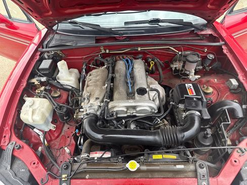 Used 1999 MAZDA MX-5 Miata RWD image 21