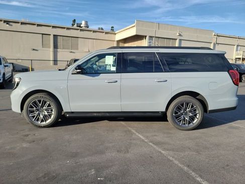New 2026 Ford Expedition Max Platinum w/ Stealth Appearance Package image 26