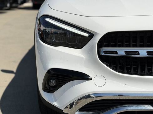 Used 2025 Mercedes-Benz GLA 250 4MATIC image 10