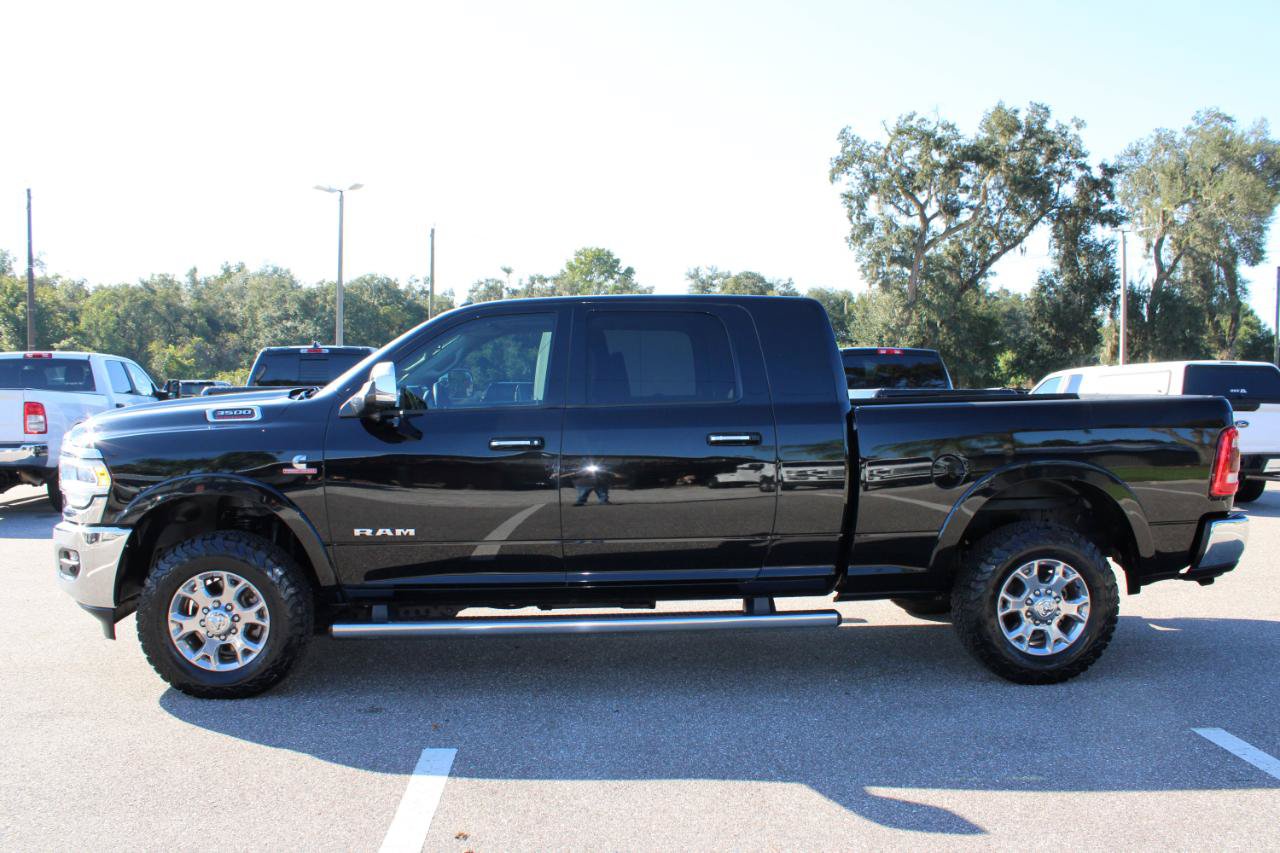 Used 2019 RAM 3500 Laramie AWD/4WD image 3