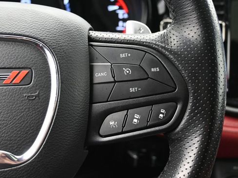 Used 2022 Dodge Durango R/T w/ Tow 'N Go Package AWD/4WD image 12