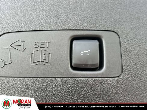 Used 2023 Lincoln Corsair Reserve AWD/4WD image 12