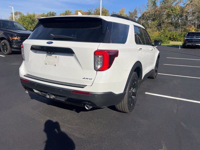 Used 2023 Ford Explorer ST-Line w/ Class IV Trailer Tow Package AWD/4WD image 9
